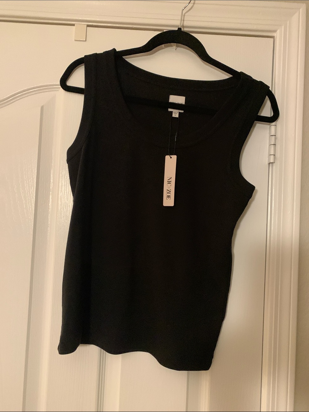 NIC+ZOE Black Ribbed Scoop-Neck Crop Tank